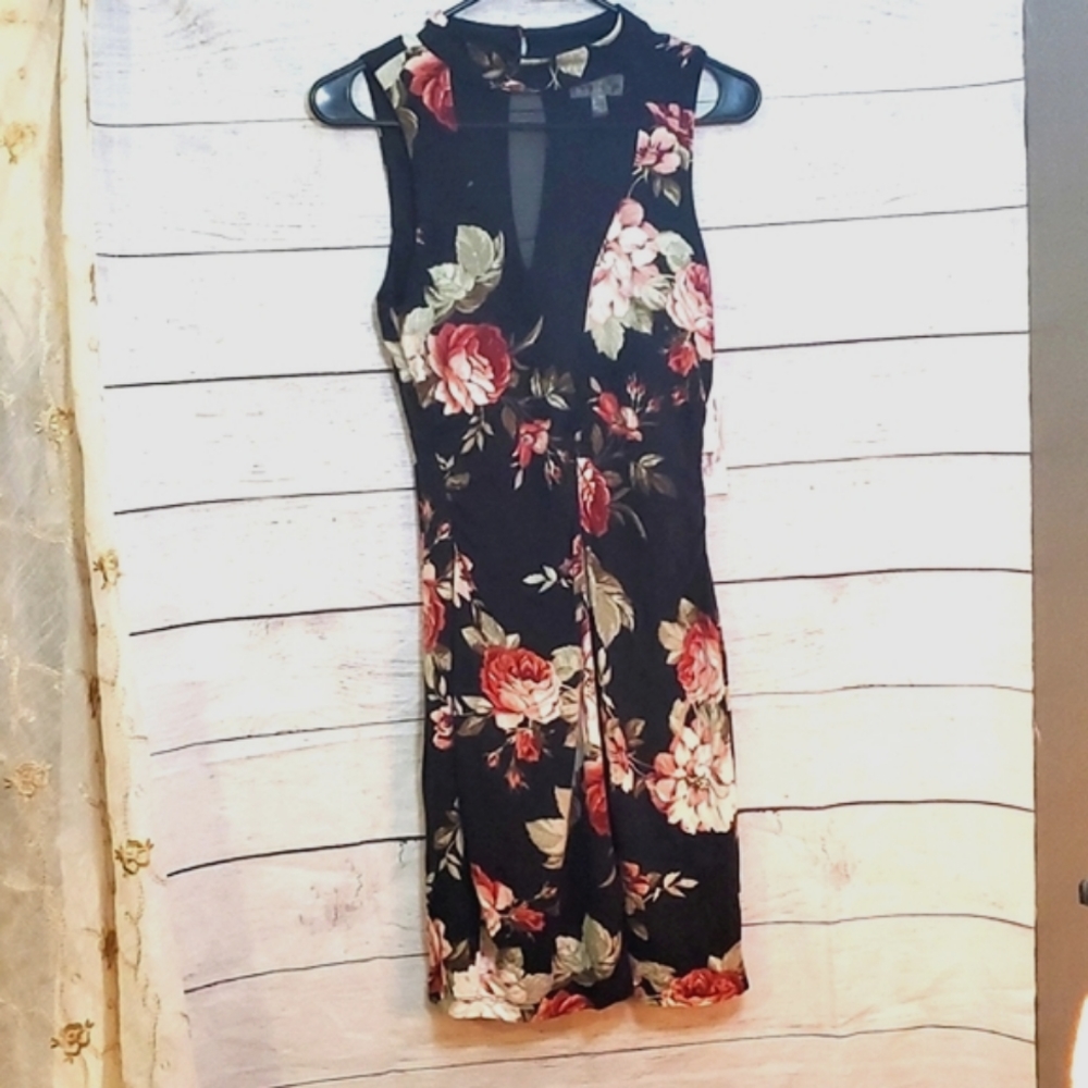 Bodycon midi dress by Honey & RosieVery sexy! NWT